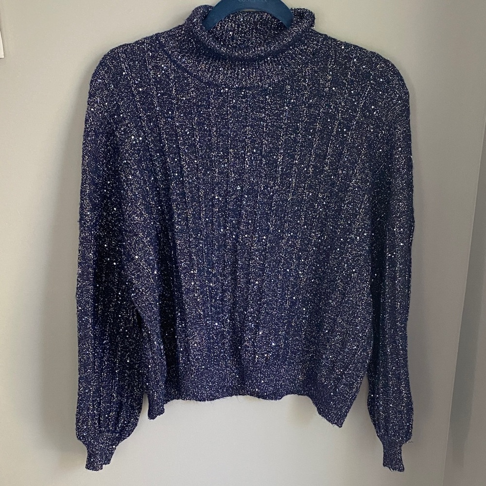 080. Molly bracken Women's Blue Sweater